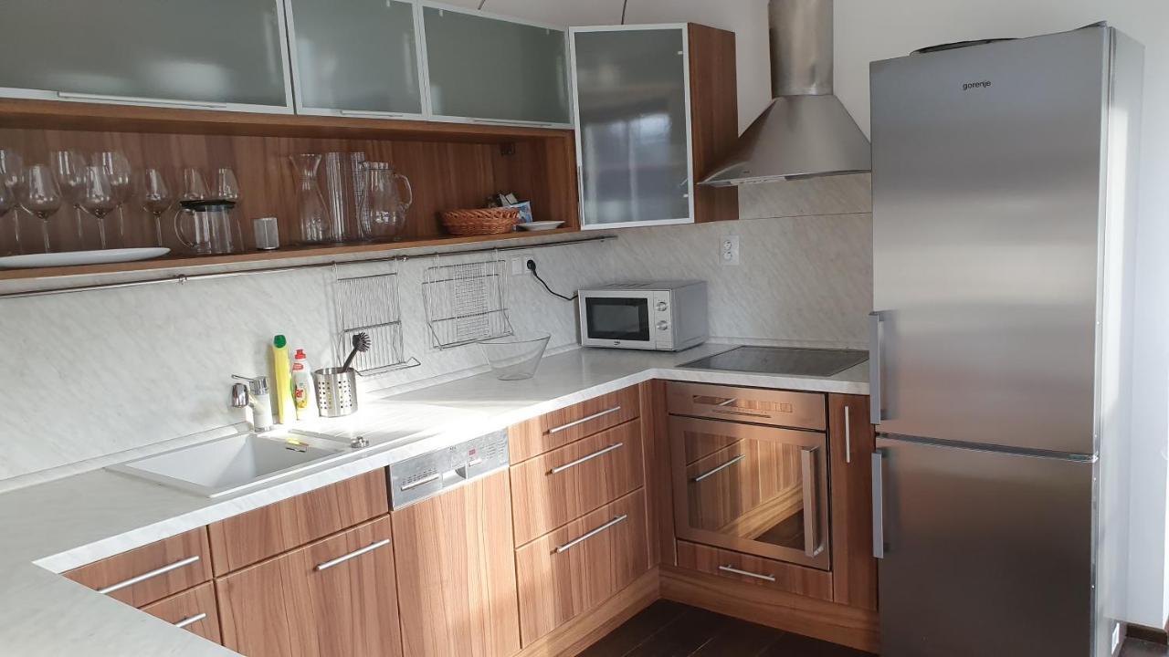 Apartmany Eddy 捷克布杰约维采 外观 照片