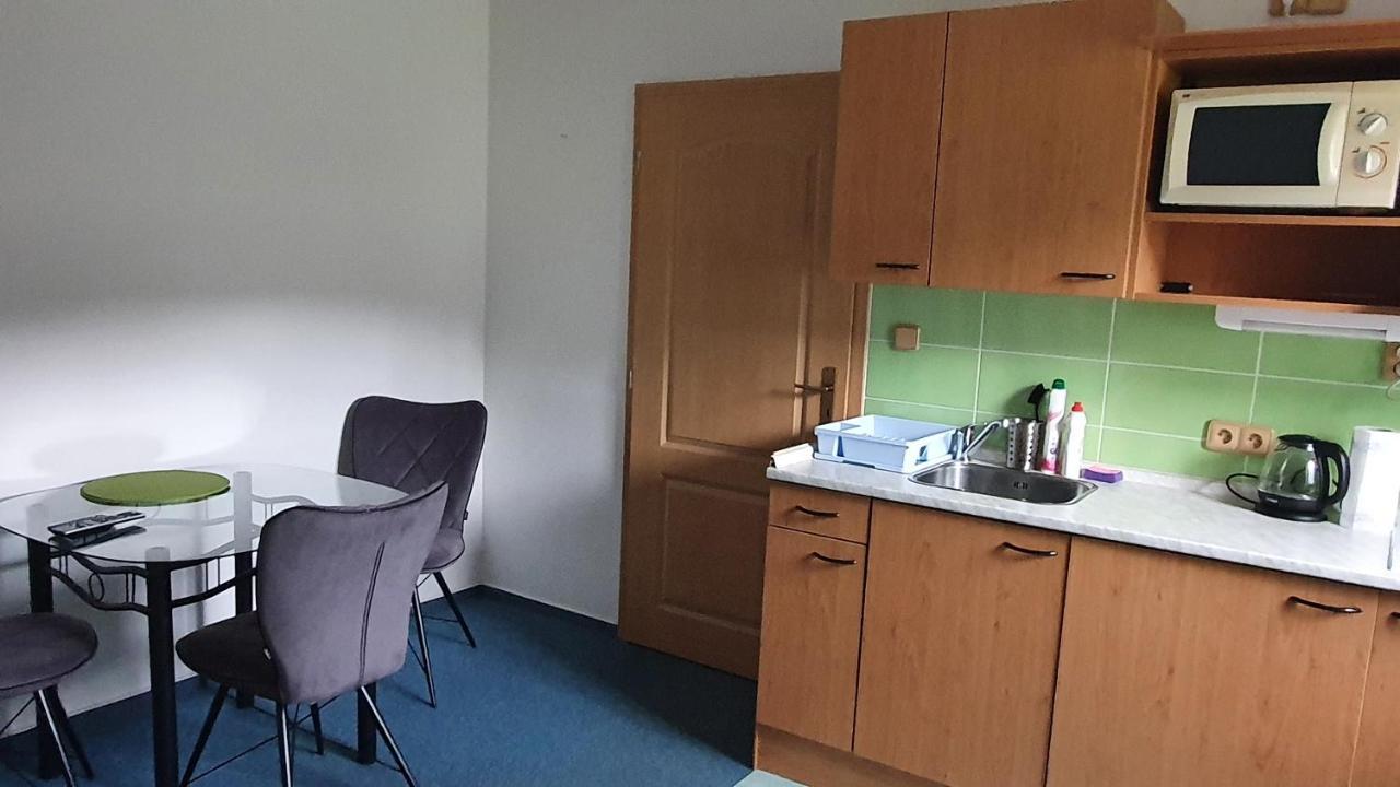 Apartmany Eddy 捷克布杰约维采 外观 照片