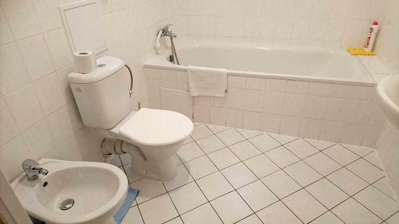 Apartmany Eddy 捷克布杰约维采 外观 照片